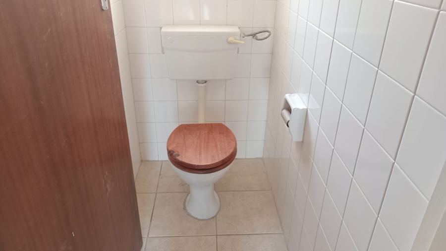 To Let 3 Bedroom Property for Rent in Aston Bay Eastern Cape